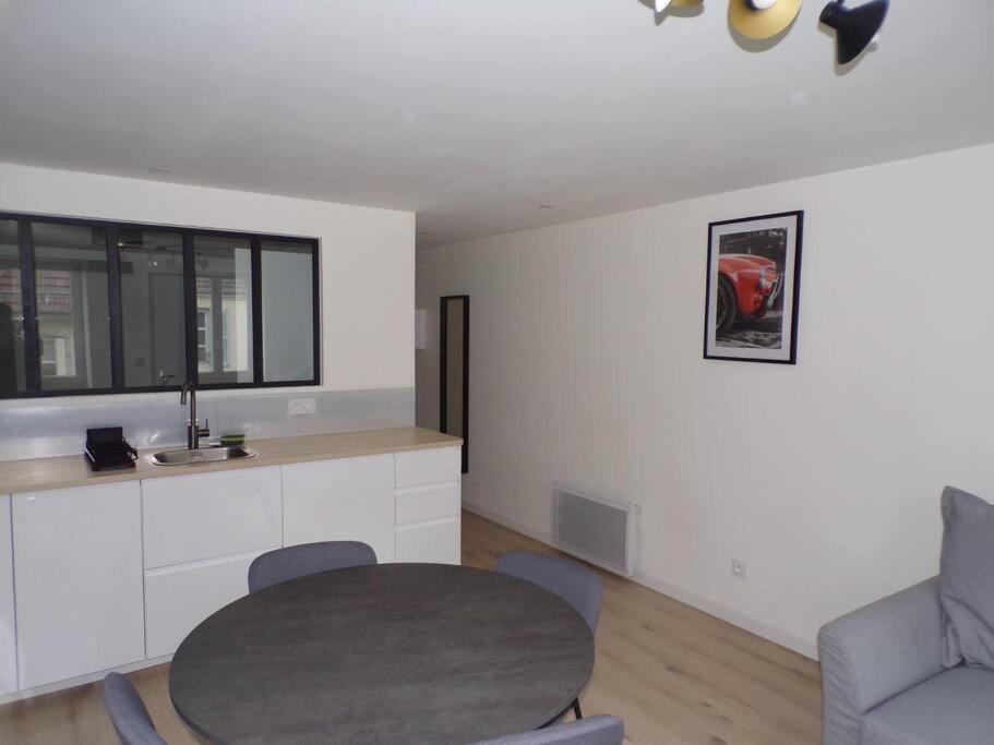Appartement 2/4 Pers, 44M2, Hypercentre. Lons-le-Saunier Εξωτερικό φωτογραφία